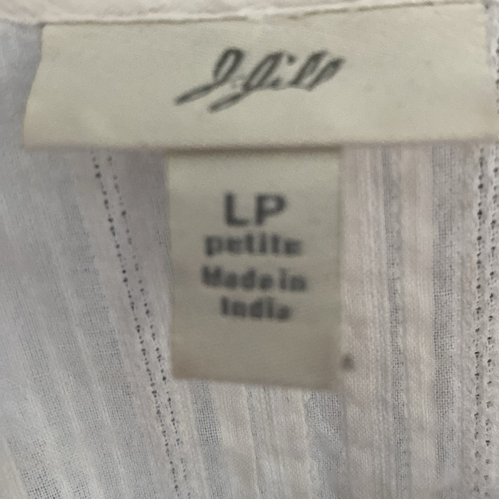 White Striped Button-Up Top - Picture 4 of 4